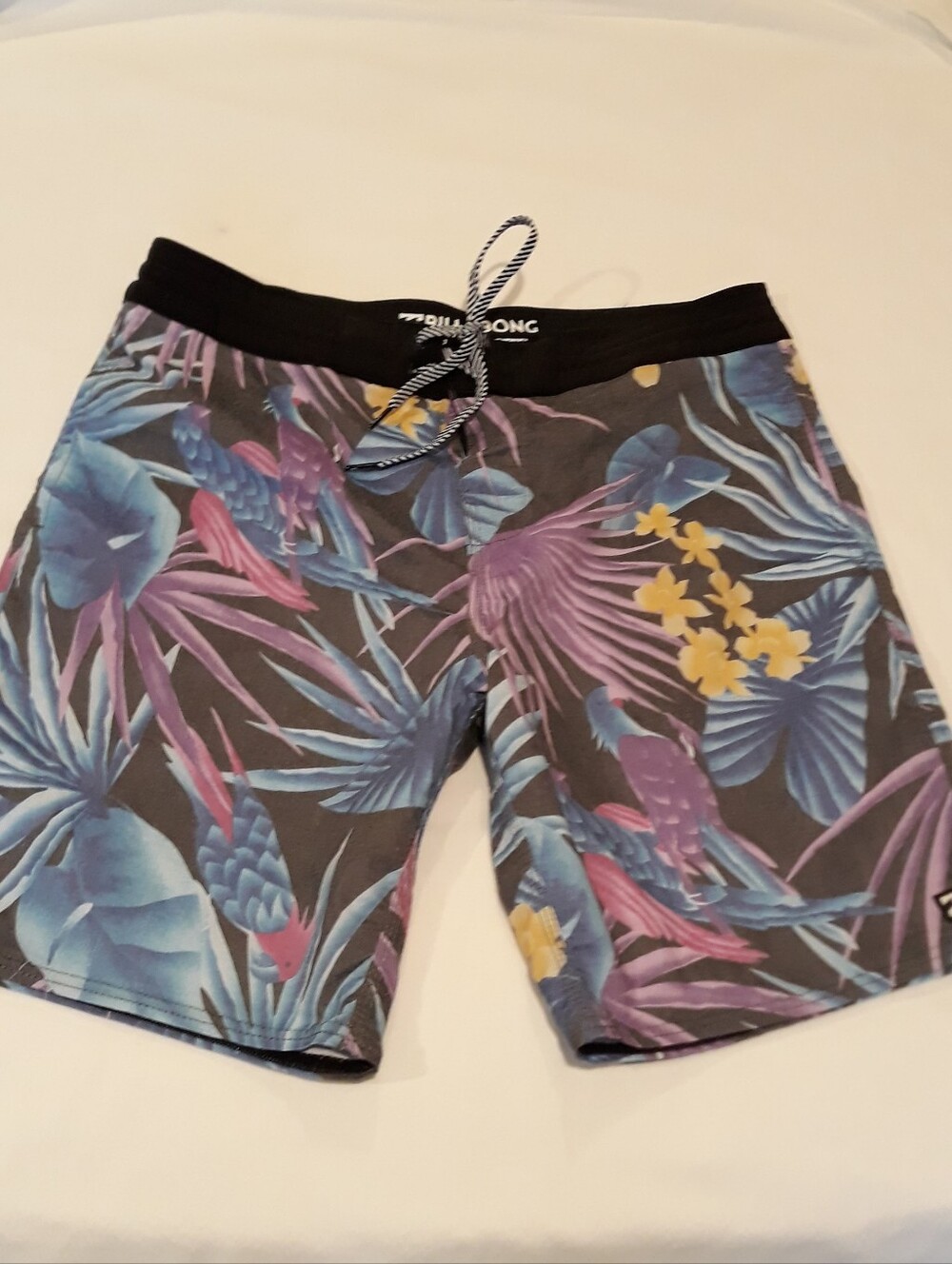 Billabong LoTide Saturday Mens Aloha Palm Print Board Shorts Size 31